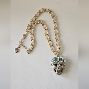 Betsey Johnson White Sugar Skull Pendant Necklace With Goldtone And Ribbon Chain